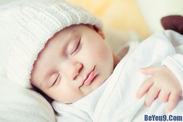 Cách chăm sóc giấc ngủ của trẻ sơ sinh mẹ nên biết