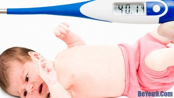 Làm gì để hạ sốt cho bé? Cách hạ sốt cho bé dưới 12 tháng tuổi giúp hạ sốt nhanh